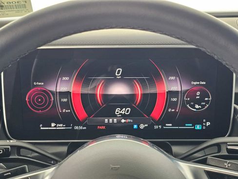 Certified 2025 Mercedes-Benz GLC 300 image 26