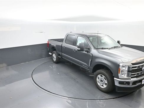 New 2026 Ford F350 XLT w/ FX4 Off-Road Package image 18