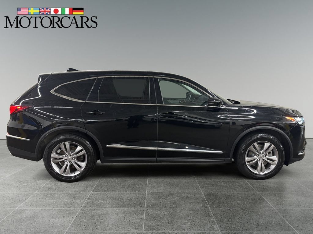 Certified 2024 Acura MDX SH-AWD image 2
