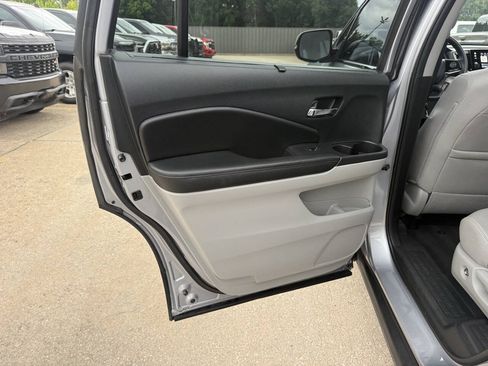 Used 2022 Honda Pilot EX-L image 15