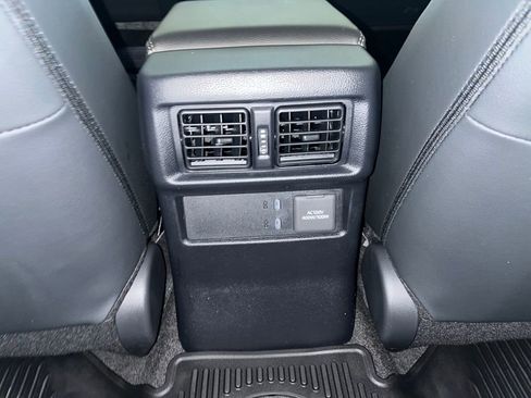 Used 2025 Toyota 4Runner Limited image 30