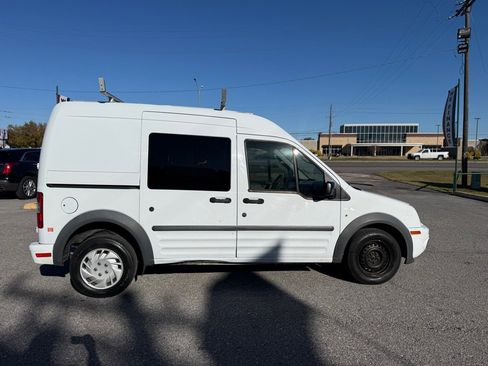 Used 2013 Ford Transit Connect XLT image 4