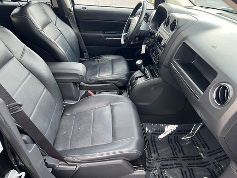 Used 2009 Jeep Compass Limited w/ Sun/Sound Group FWD image 27