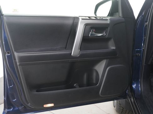 Used 2019 Toyota 4Runner SR5 image 19