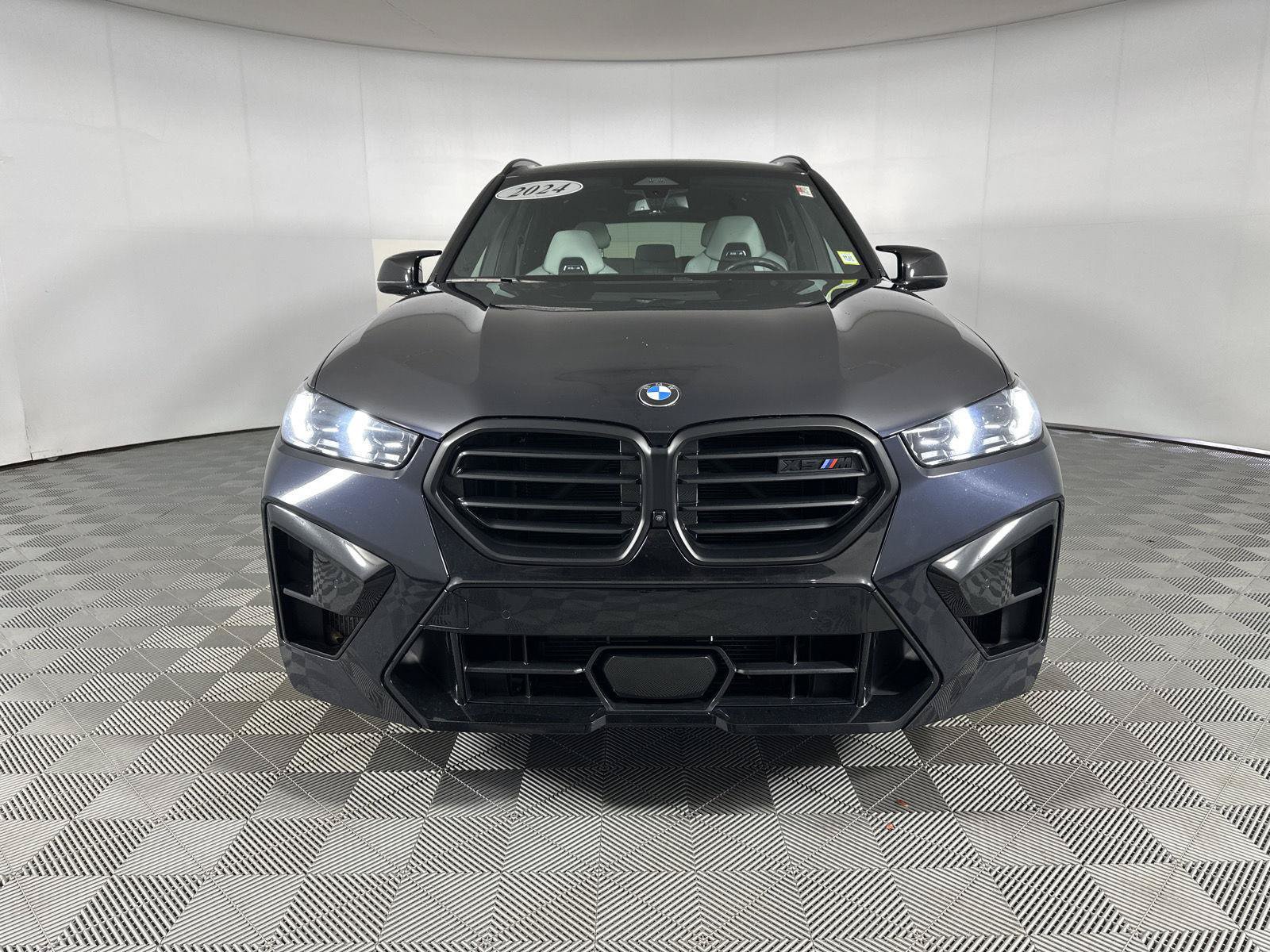 Used 2024 BMW X5 M Competition w/ Executive Package AWD/4WD image 2