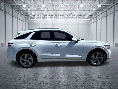 Used 2026 Genesis GV70 2.5T Advanced image 8