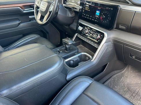 Used 2023 GMC Sierra 1500 Denali w/ Denali Reserve Package AWD/4WD image 14