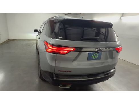Used 2023 Chevrolet Traverse Premier w/ Redline Edition FWD image 7