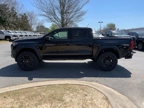 New 2026 Chevrolet Colorado Trail Boss AWD/4WD image 4