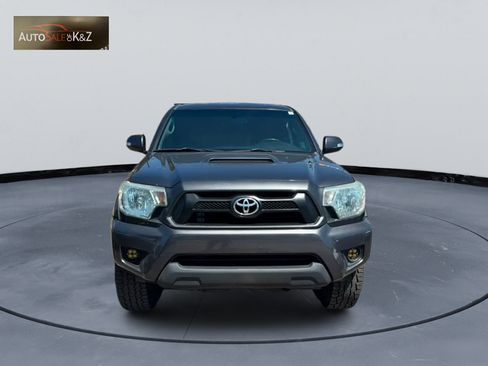 Used 2015 Toyota Tacoma PreRunner w/ TRD Sport Package RWD image 2