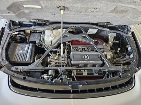 Used 2004 Acura NSX T image 17