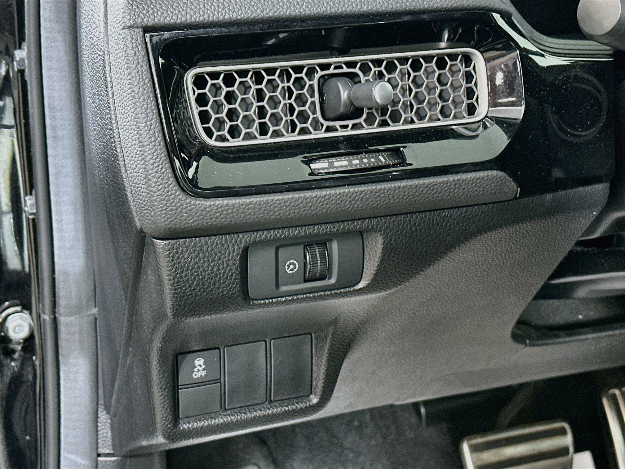Certified 2025 Honda Civic Sport image 10