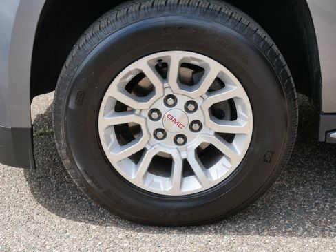 Used 2019 GMC Yukon SLT AWD/4WD image 15