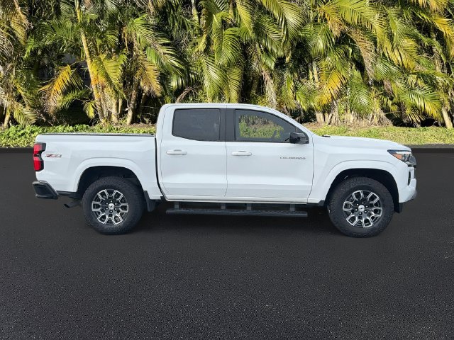 Used 2024 Chevrolet Colorado Z71 w/ Z71 Convenience Package 2 AWD/4WD image 3