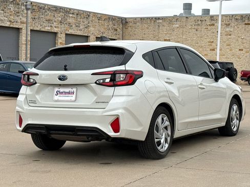 Used 2024 Subaru Impreza 2.0i image 8