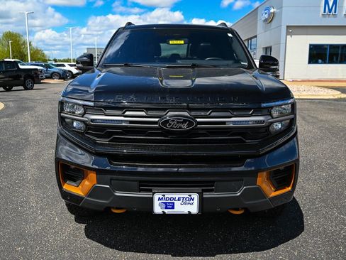 Used 2025 Ford Expedition Tremor AWD/4WD image 10