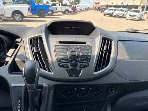 Used 2016 Ford Transit 250 130 Low Roof RWD image 21