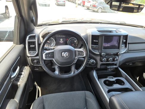 Used 2021 RAM 1500 Big Horn AWD/4WD image 5