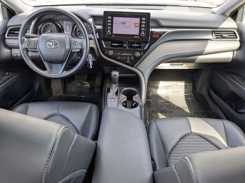 Used 2024 Toyota Camry SE FWD image 28