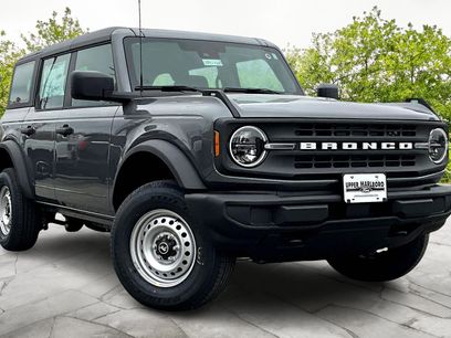 New 2025 Ford Bronco 4-Door