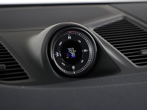 New 2026 Porsche Cayenne image 16