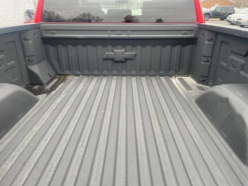 Used 2023 Chevrolet Silverado 1500 LT w/ Z71 Off-Road Package image 7