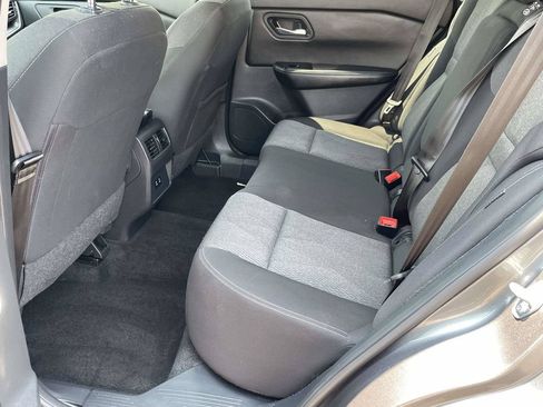 Used 2025 Nissan Rogue SV AWD/4WD image 10