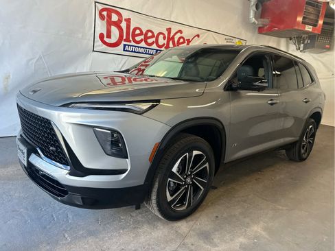 New 2026 Buick Enclave Sport Touring w/ Power Package image 2