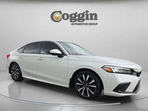 Used 2023 Honda Civic EX image 7