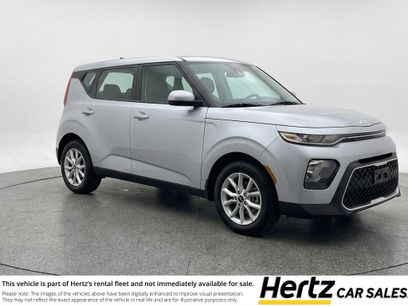 Used 2025 Kia Soul LX w/ LX Technology Package