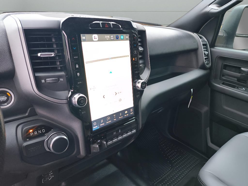 New 2024 RAM 3500 Tradesman w/ Convenience Group AWD/4WD image 23