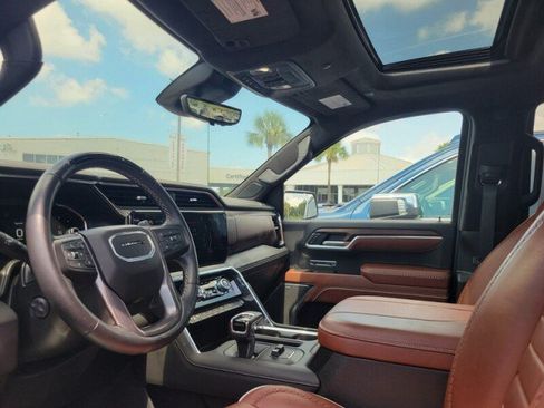 Used 2025 GMC Sierra 1500 Denali Ultimate AWD/4WD image 12