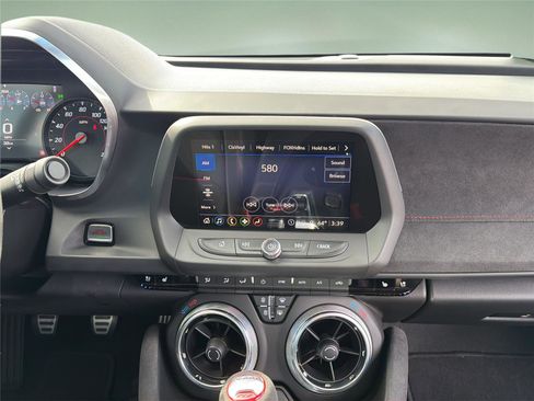 Used 2023 Chevrolet Camaro ZL1 RWD image 10
