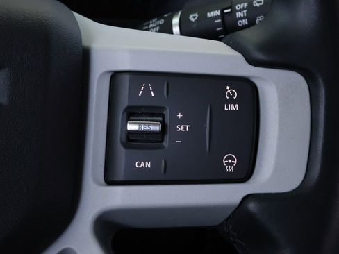 Used 2023 Land Rover Defender 130 SE AWD/4WD image 24