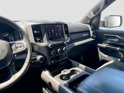 Used 2022 RAM 1500 Big Horn AWD/4WD image 22