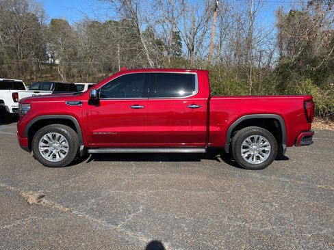 Used 2024 GMC Sierra 1500 Denali w/ Technology Package image 2