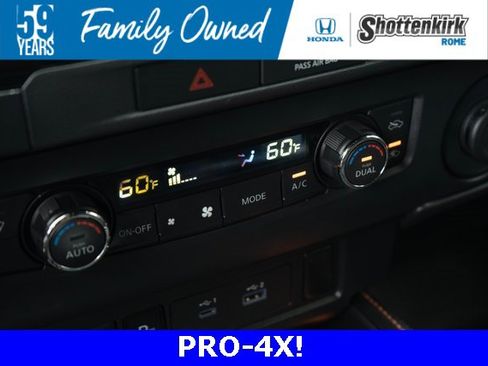 Used 2023 Nissan Frontier PRO-4X w/ Technology Package image 30
