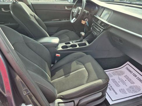Used 2020 Kia Optima LX image 8