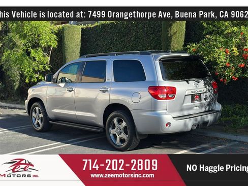 Used 2012 Toyota Sequoia SR5 w/ Sport Appearance Pkg AWD/4WD image 9