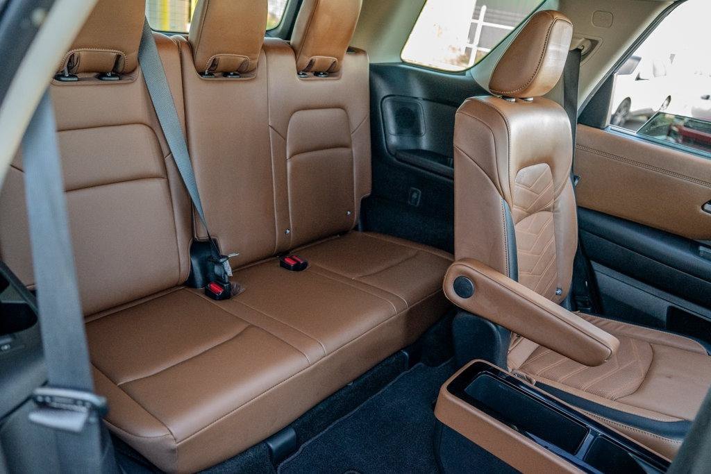 Used 2023 Nissan Pathfinder Platinum FWD image 25