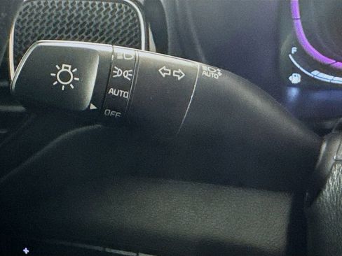 Used 2024 Kia Soul EX w/ Option Group 015 FWD image 13