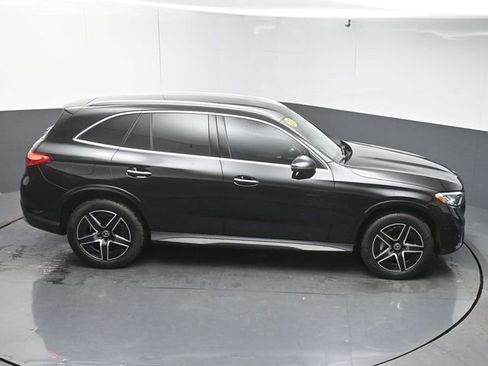 Used 2025 Mercedes-Benz GLC 300 image 50