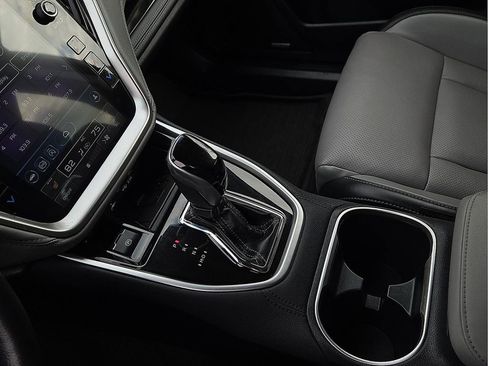 Used 2021 Subaru Outback Limited XT image 21