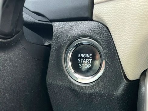Used 2019 Toyota RAV4 XLE Premium w/ All Weather Liner Package AWD/4WD image 32