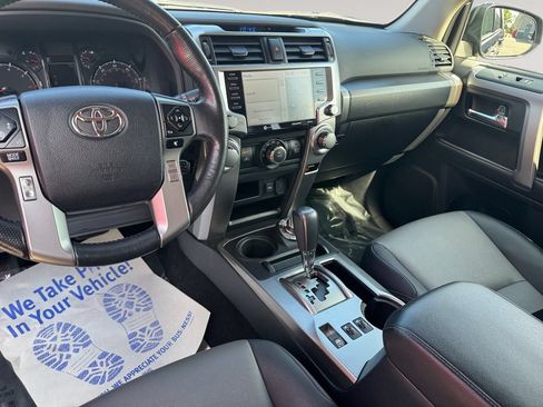 Used 2024 Toyota 4Runner SR5 Premium w/ Moonroof Package AWD/4WD image 10