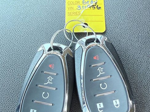 Used 2018 Chevrolet Equinox LT image 35