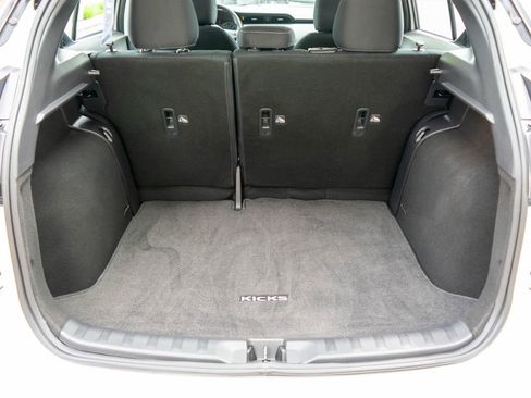 Used 2023 Nissan Kicks SV FWD image 29