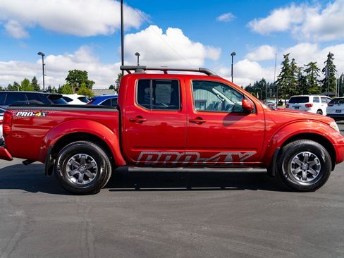 Used 2017 Nissan Frontier PRO-4X w/ Pro-4x Luxury Package AWD/4WD image 8