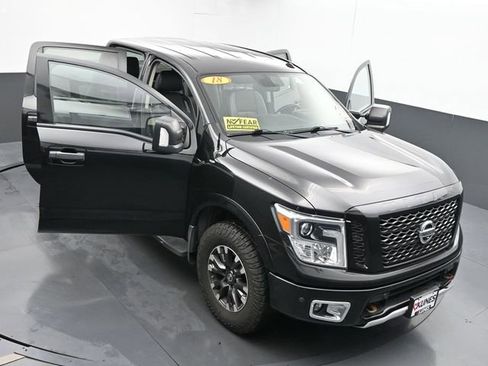 Used 2018 Nissan Titan PRO-4X w/ Pro-4x Convenience Package image 61