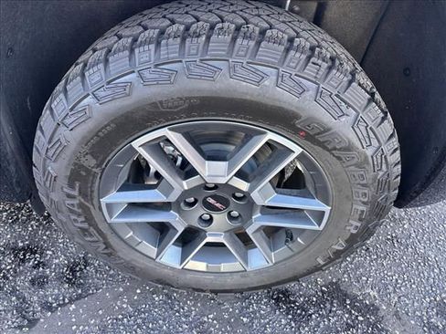 New 2026 GMC Terrain AT4 w/ Technology Package II image 16